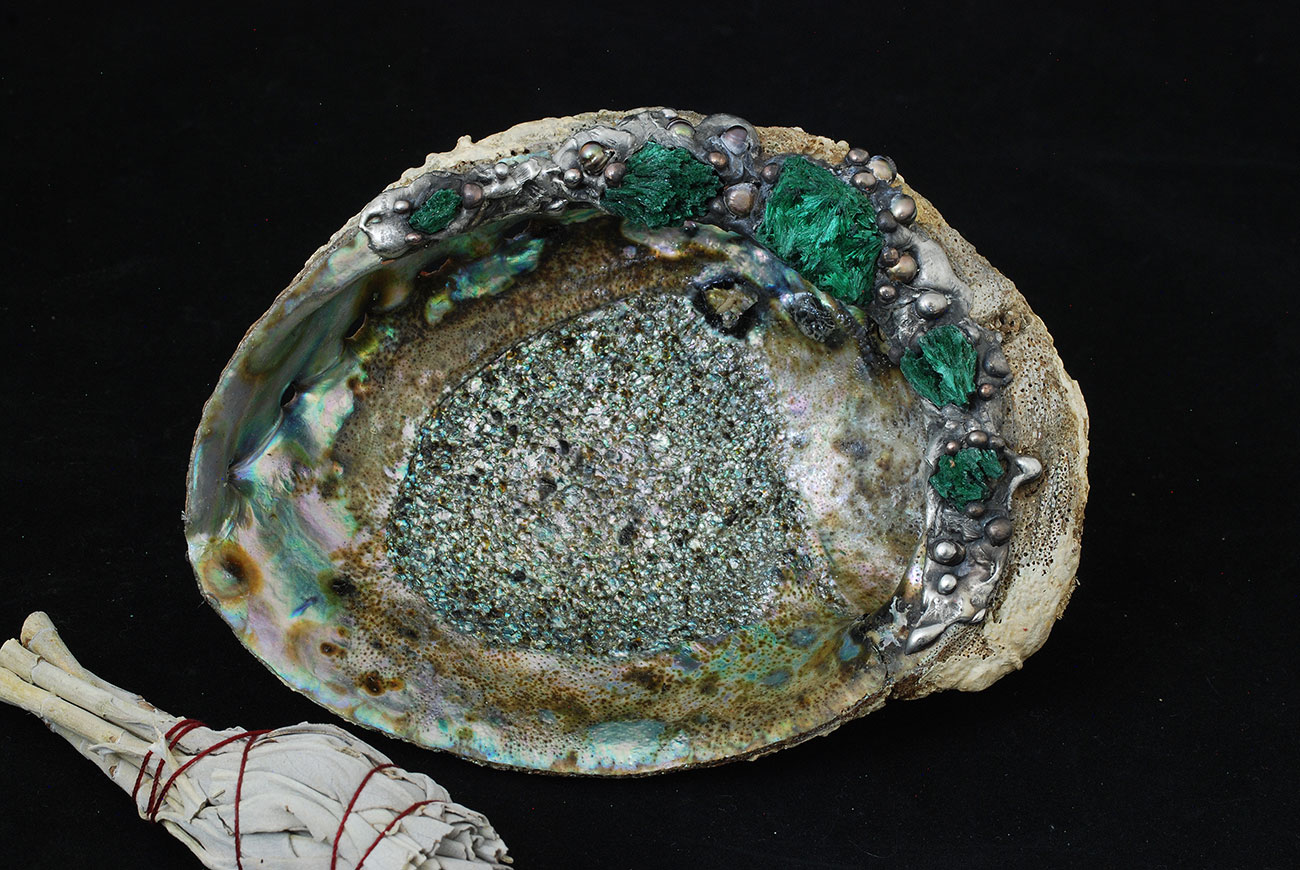 Stunning 6inch plus(16cm) wide Abalone Smudge bowl. - Click Image to Close